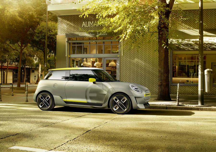  Mini Electric Concept 2017 года  (фото 8 из 47)